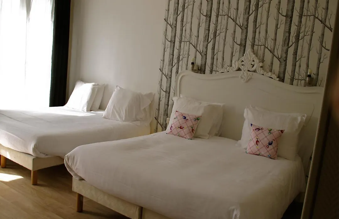 Bobo'S Hotel-1
